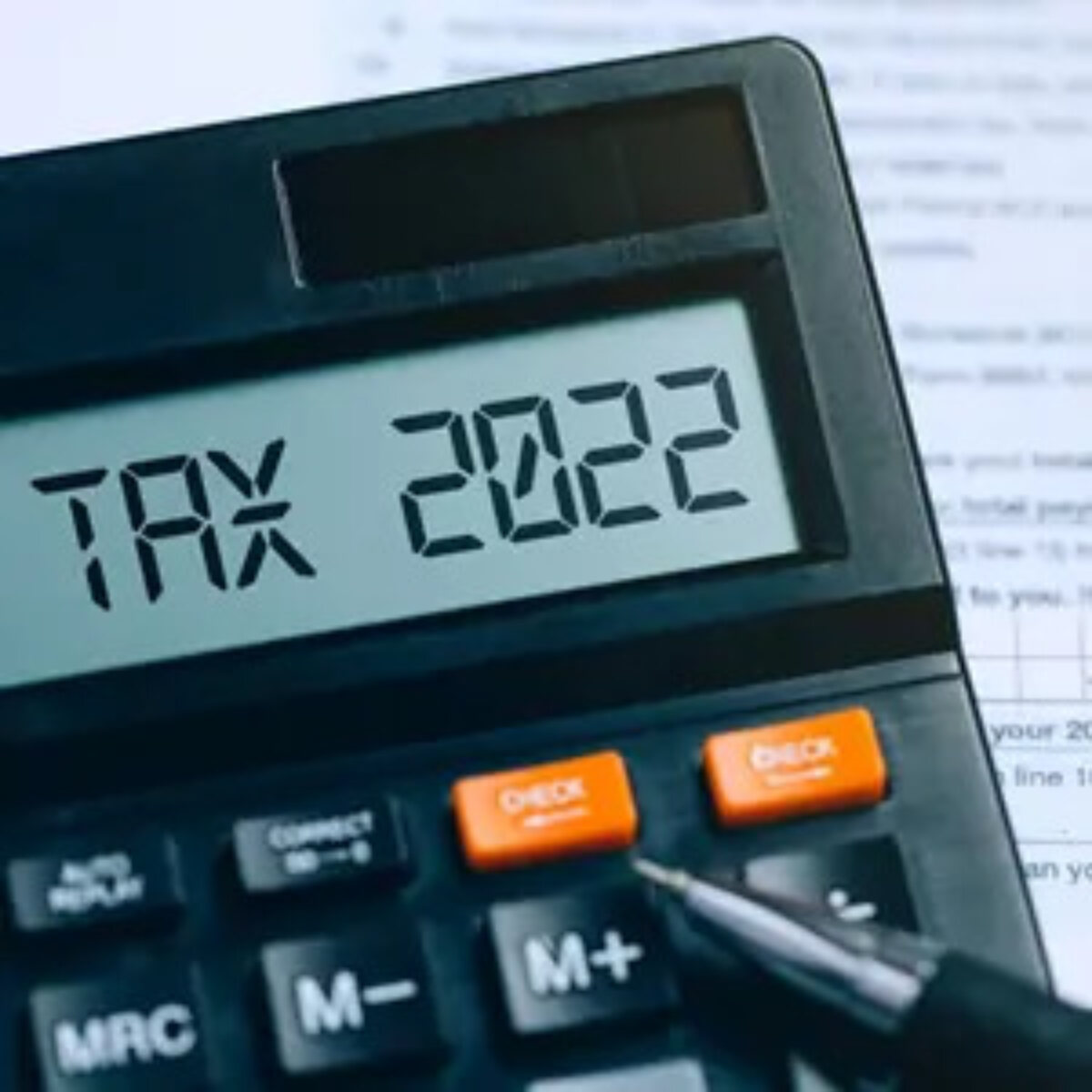 Calculator screen displaying 'tax 2022'