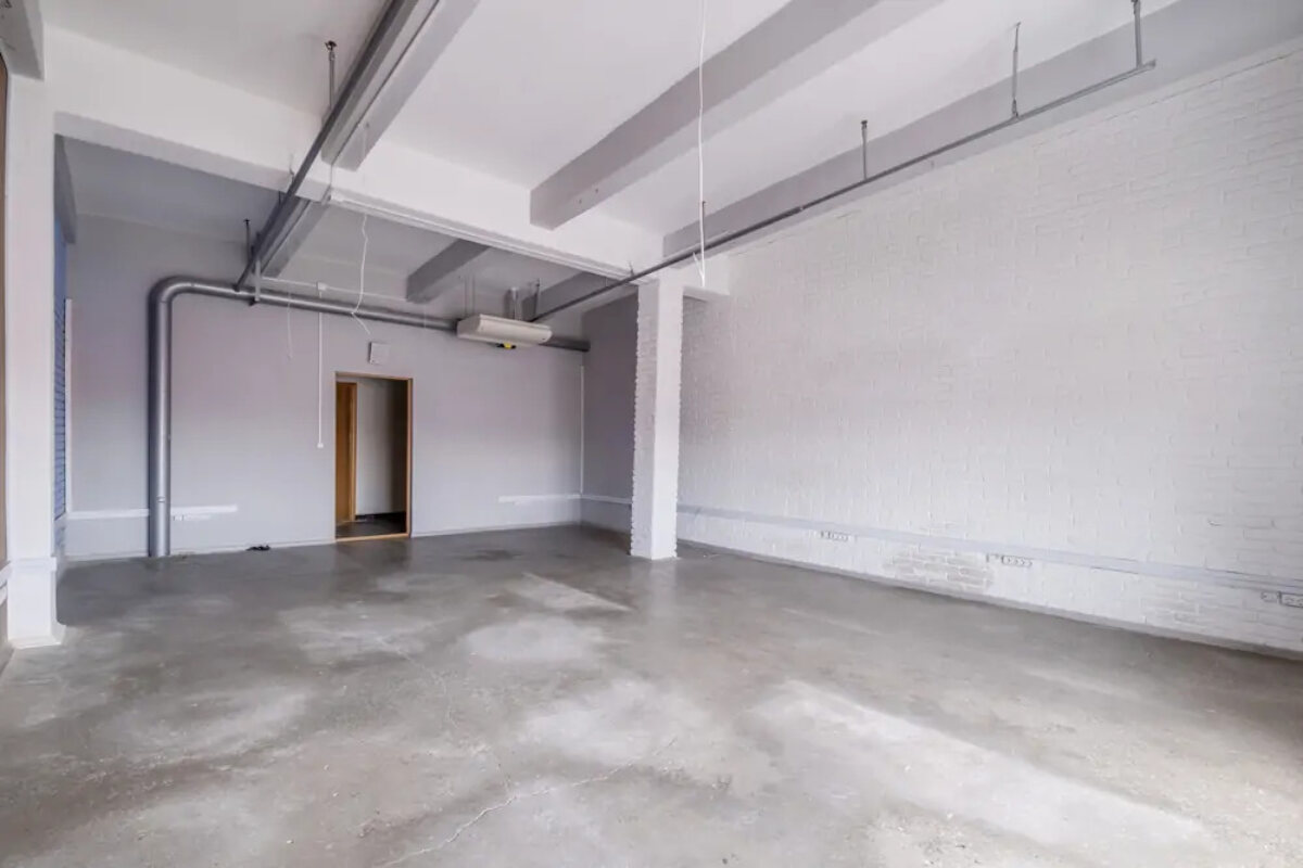 Empty space inside commercial building